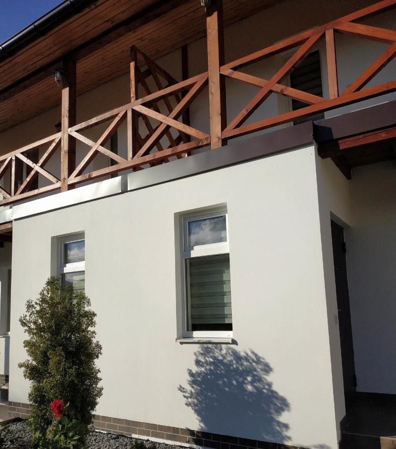 Nestg Guest House Fülöpfalva Kültér fotó