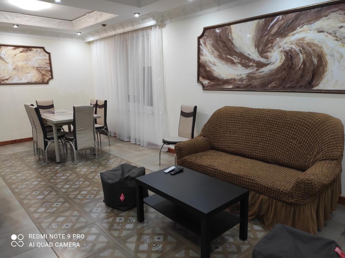Nestg Guest House Fülöpfalva Kültér fotó