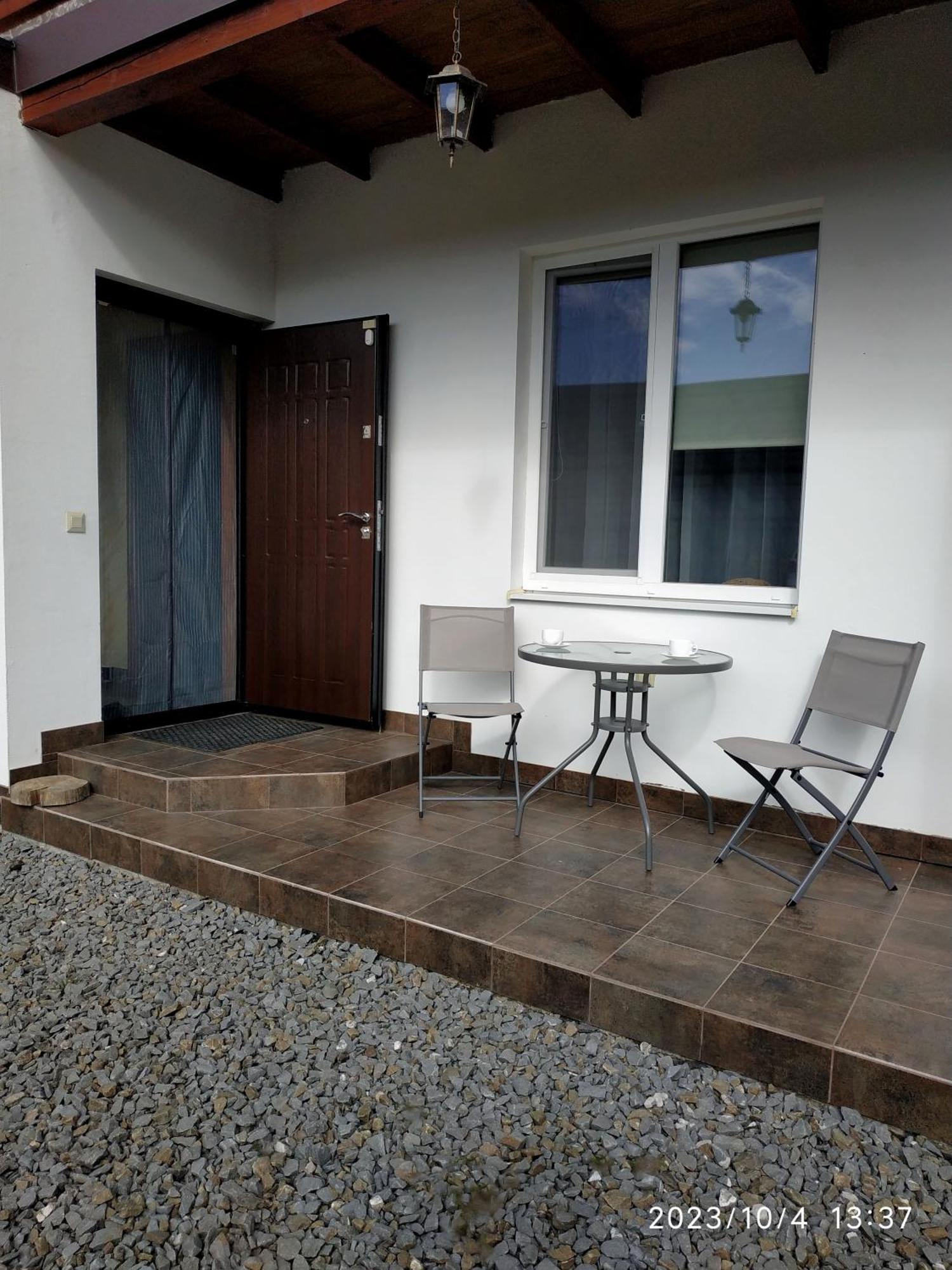 Nestg Guest House Fülöpfalva Kültér fotó